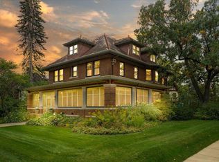 94 Crocus Pl, Saint Paul, MN 55102