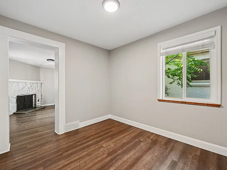 1054 Leyden St — Photo 14