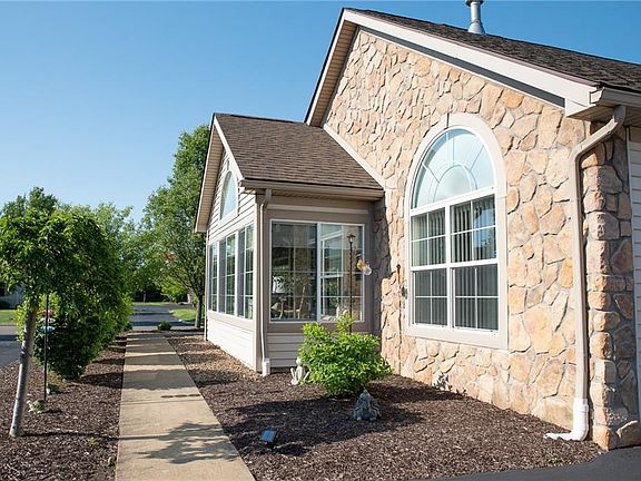 3rd image of 5214 Redford Dr