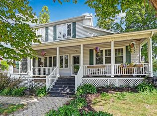 5S454 Radcliff Rd, Naperville, IL 60563