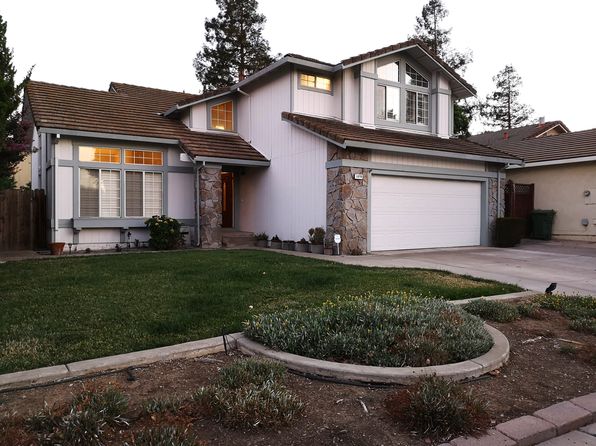 1070 Amanda Cir