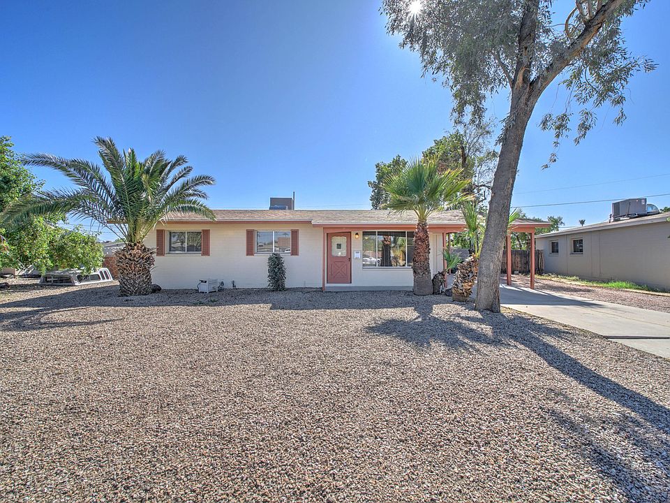 1st image of 2217 W Poinsettia Dr