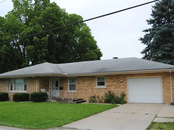 723 W Jefferson St, Clinton, IL 61727
