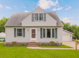 15606 Woodbrook Ave, Maple Heights, OH