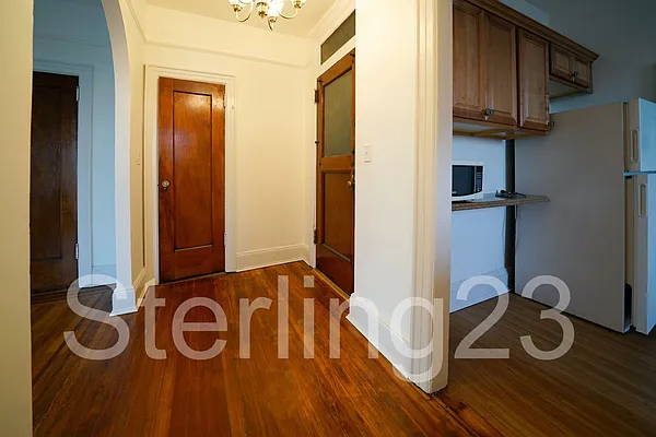 Rented by Sterling Realty Solution Inc | media 9