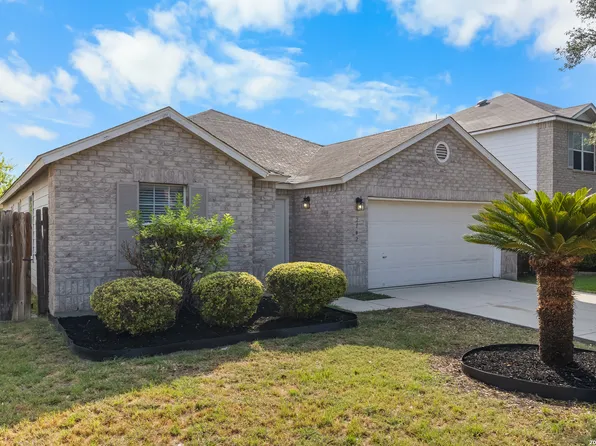 2142 Red Rock Crossing, San Antonio, TX 78245