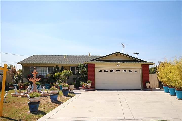1st image of 2983 Ocala Ct