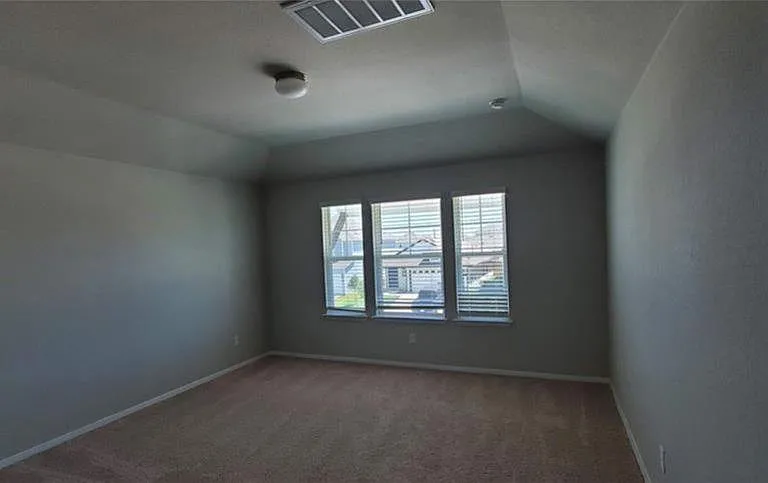 163 Heather Glen Way — Photo 6