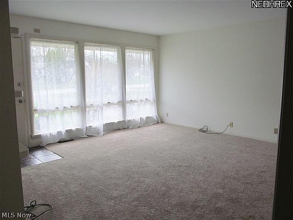 3rd image of 434 Caskey Dr