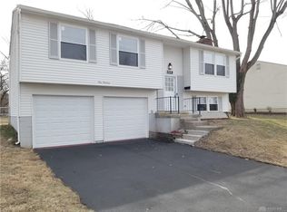 113 Lightner Ln, Englewood, OH