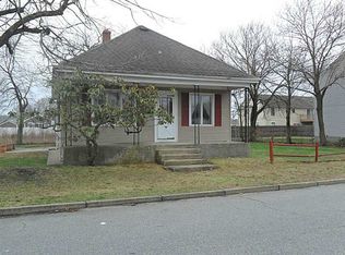 233 Liberty St, Pawtucket, RI 02861