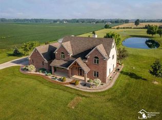 616 E Dean Rd, Temperance, MI 48182