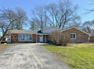 625 N Locust St, Frankfort, IL 60423
