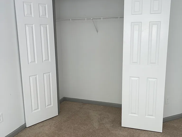 Rhyne Cir SE — Photo 16