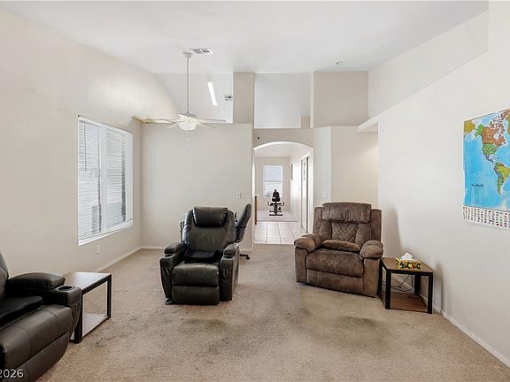 4th image of 2724 Knoll Point St