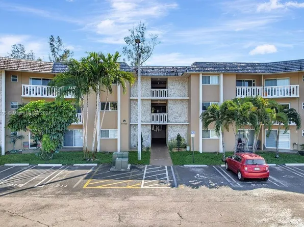 7430 Miami Lakes Dr APT E303, Hialeah, FL 33014