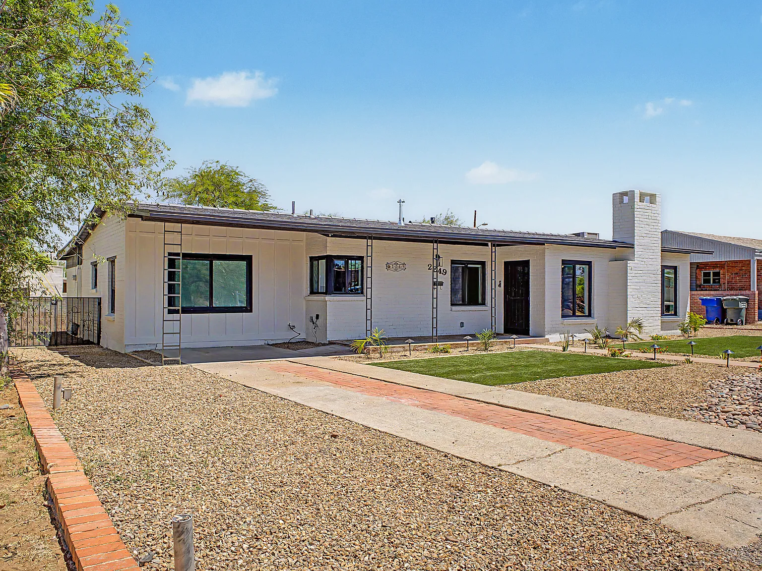 4 bed, 1700 sqft, $2,950 — Photo 2