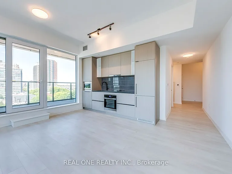 1285 Dupont St #603 — Photo 9