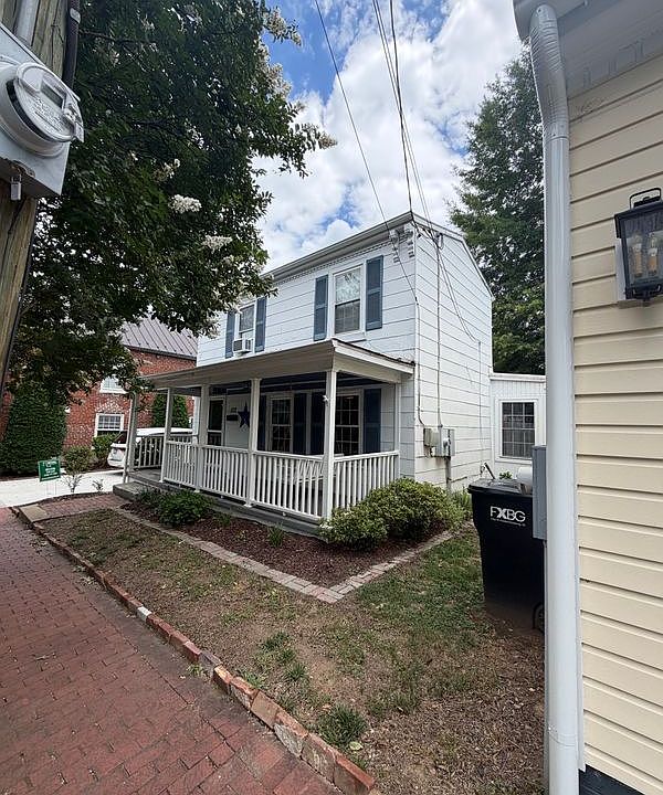 1st image of 102 Frederick St