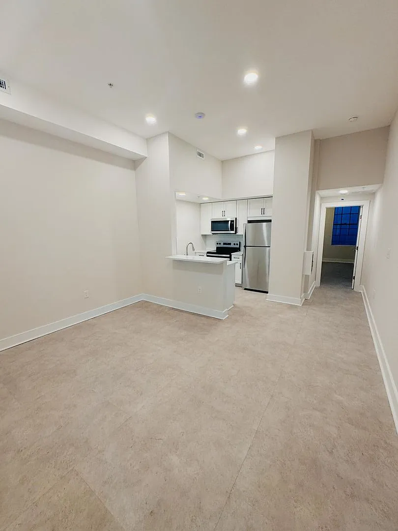 Chatham Place Apartments — Photo 4