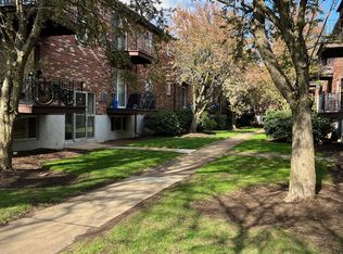 20 Westgate Rd APT 5, Chestnut Hill, MA 02467