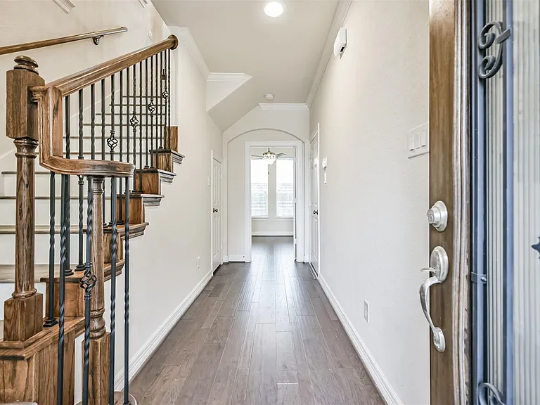 1504 Peyton Oaks Pl — Photo 6