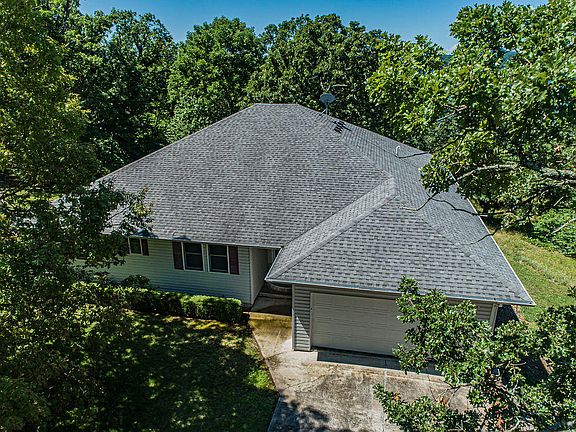 3rd image of 196 Ollie Farm Ln