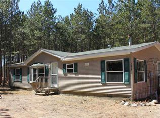 7804 Hunt Club Rd, Lake Ann, MI 49650