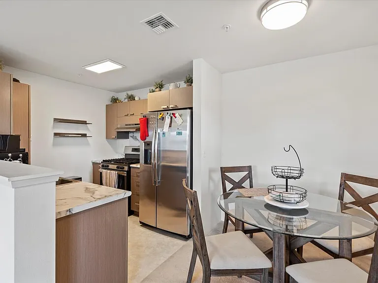 54 Kihalani St #1305 — Photo 11