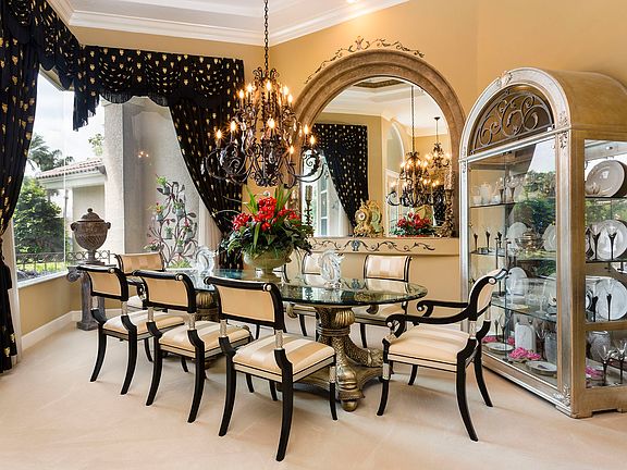 4th image of 1975 Country Club Dr