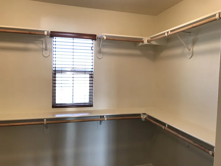 1235 Bluegrass Ct — Photo 31