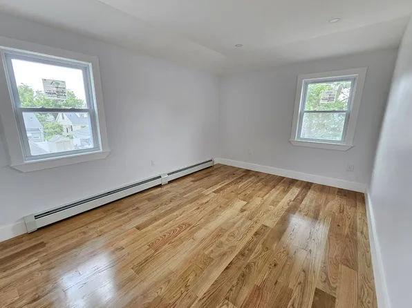 153-23 123rd Avenue image 7 of 16