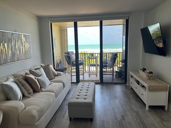 3rd image of 7370 S Ocean Dr #215B