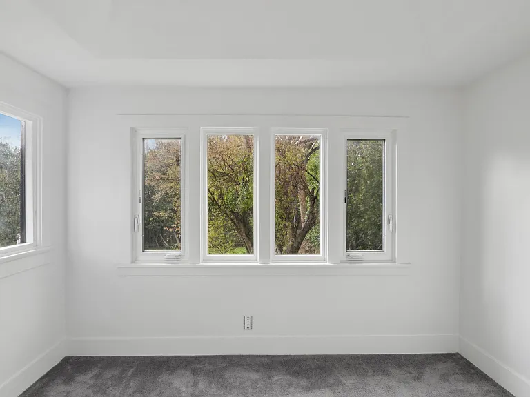 2747 Denby Ave — Photo 10