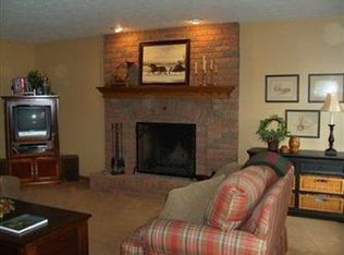91 Montgomery Dr, Canfield, OH 44406