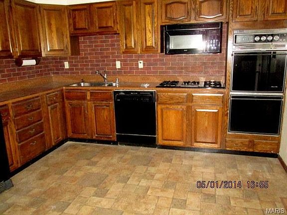 5th image of 6781 English Oak Dr