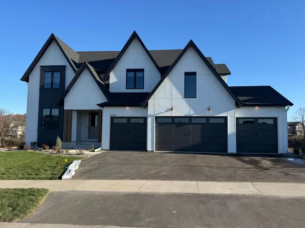 10334 Peony Ln N, Maple Grove, MN 55311