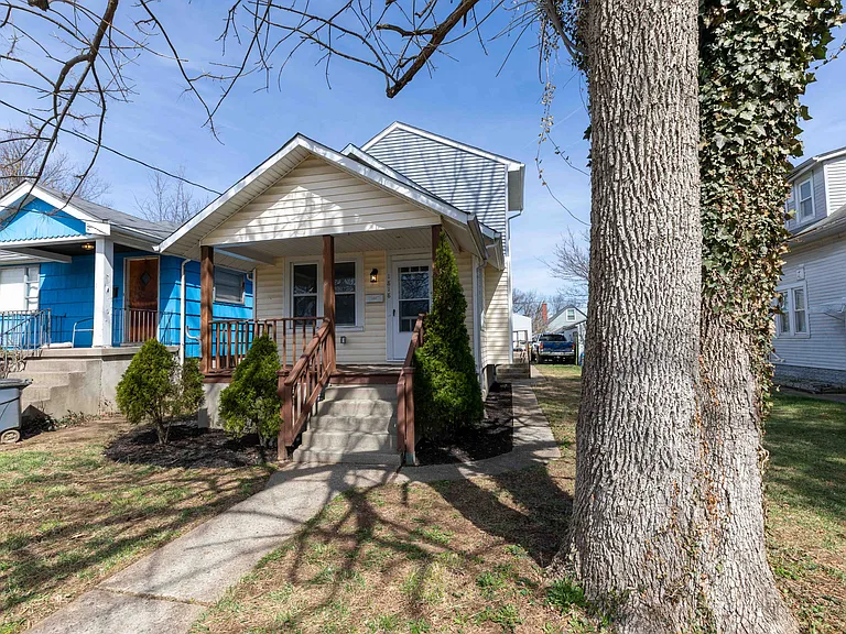 1818 Dallas Ave — Photo 23