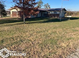 2423 Juniper Ave, Libertyville, IA 52567