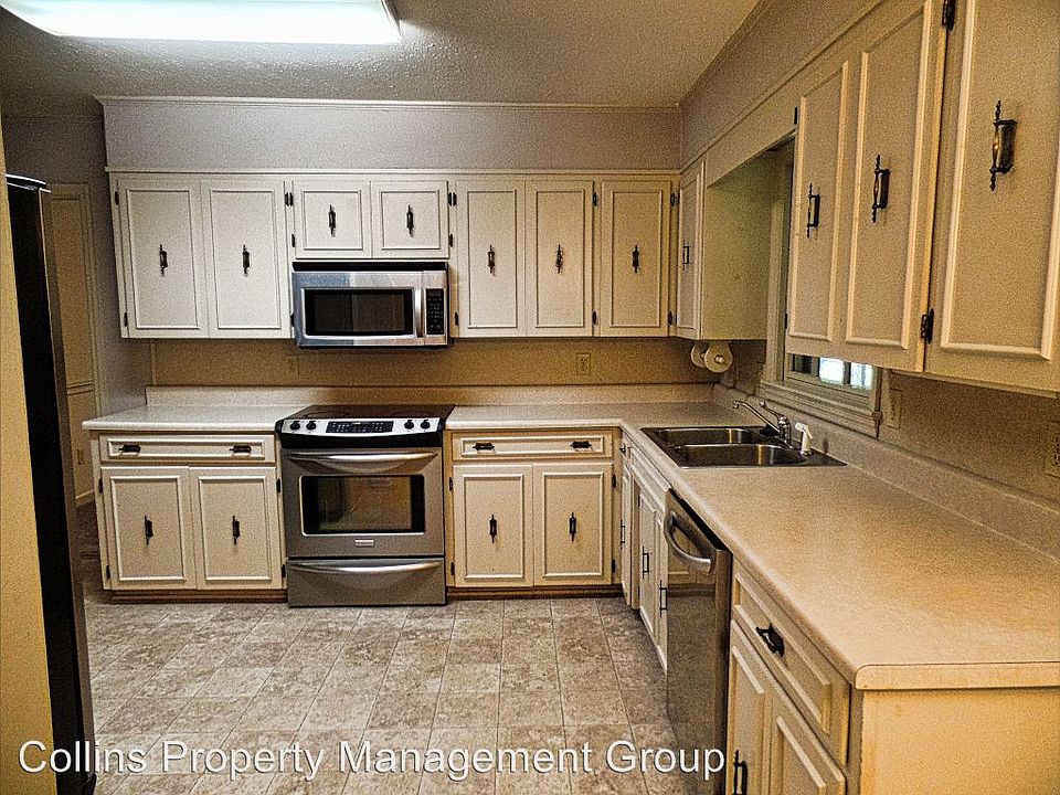 1st image of 2125 Imperial Dr