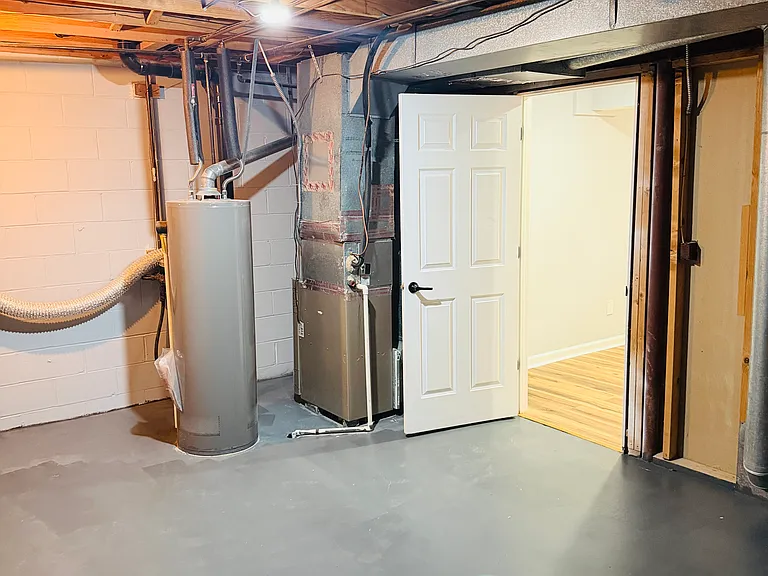 6956 Avery Rd — Photo 32