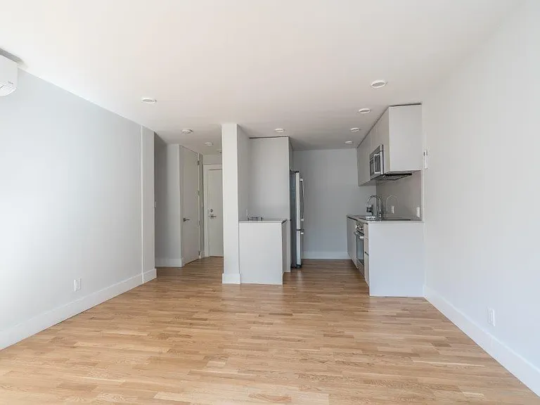 334 Harvard St #J2 — Photo 2