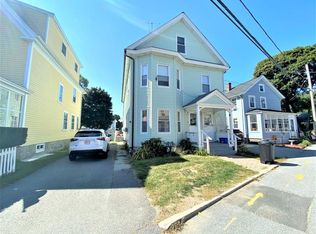 8 Elm Ct, Andover, MA 01810