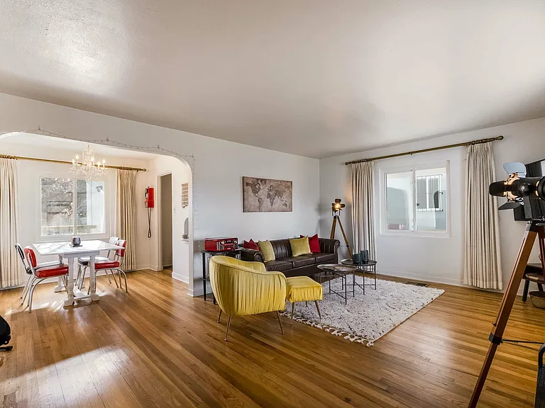 720 Carlisle Blvd SE — Photo 18