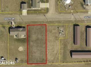 200 South Dr, Middletown, IA 52638