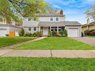 621 Lakeview Avenue, Rockville Centre, NY, 11570