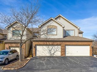 1063 Parkhill Cir #1063, Aurora, IL 60502