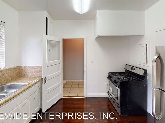 2nd image of 863 S Normandie Ave #8982766