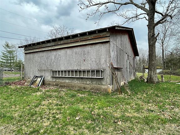 5th image of 25387 Nugget Dr