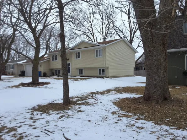 640 13th St NE, Owatonna, MN 55060